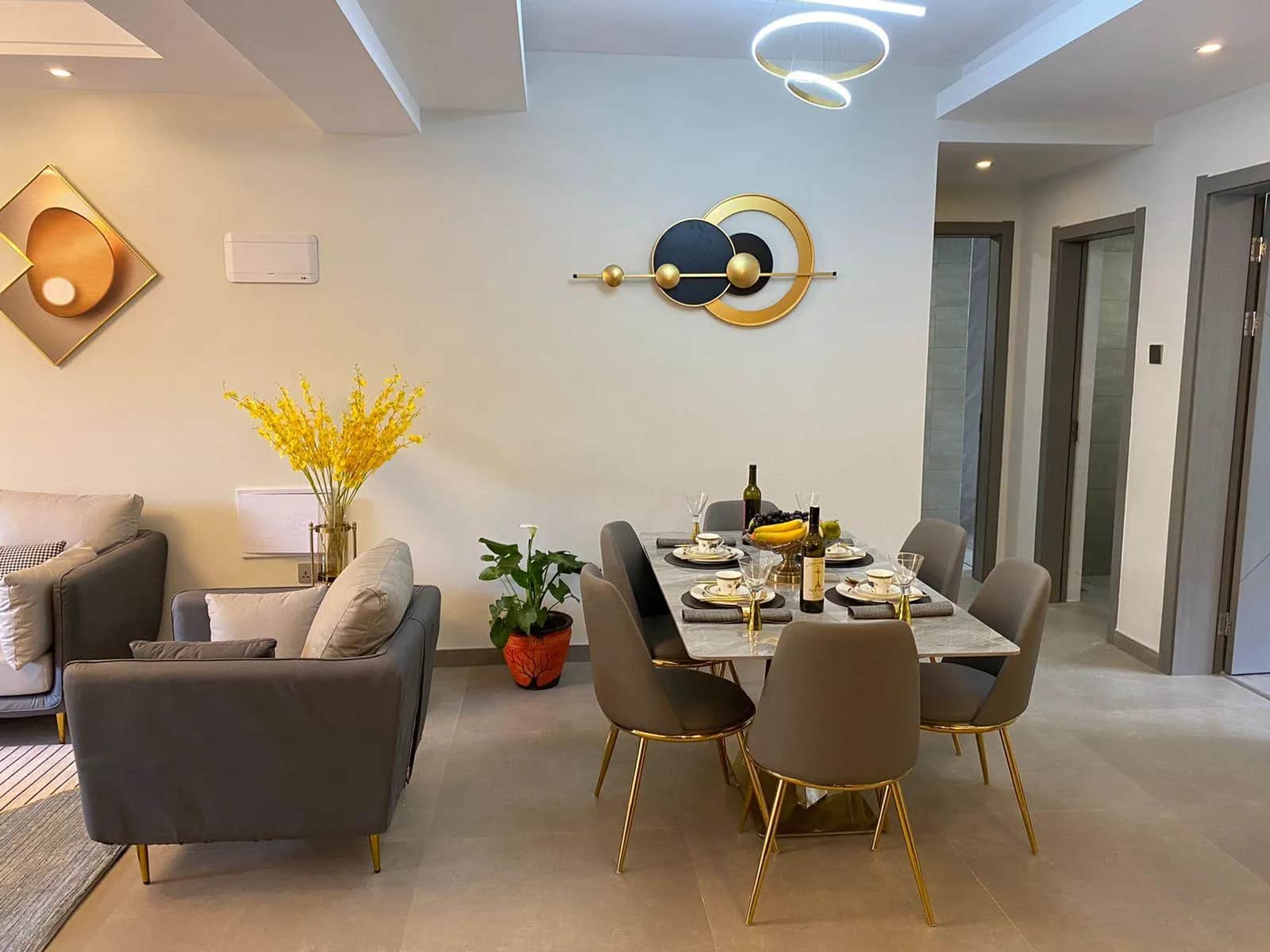 Modern Living on Riverside Drive 2 bedrooms 5 Modern Living on Riverside Drive 2 bedrooms 5