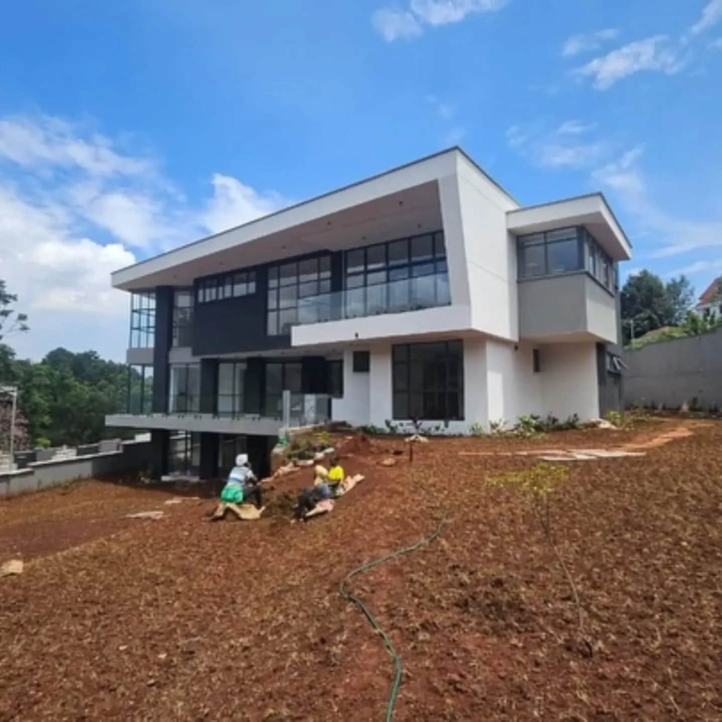 6 BEDROOM VILLAS FOR SALE IN SOUTH C, NAIROBI FROM KES 48 MILLION 6 BEDROOM VILLAS FOR SALE IN SOUTH C, NAIROBI FROM KES 48 MILLION