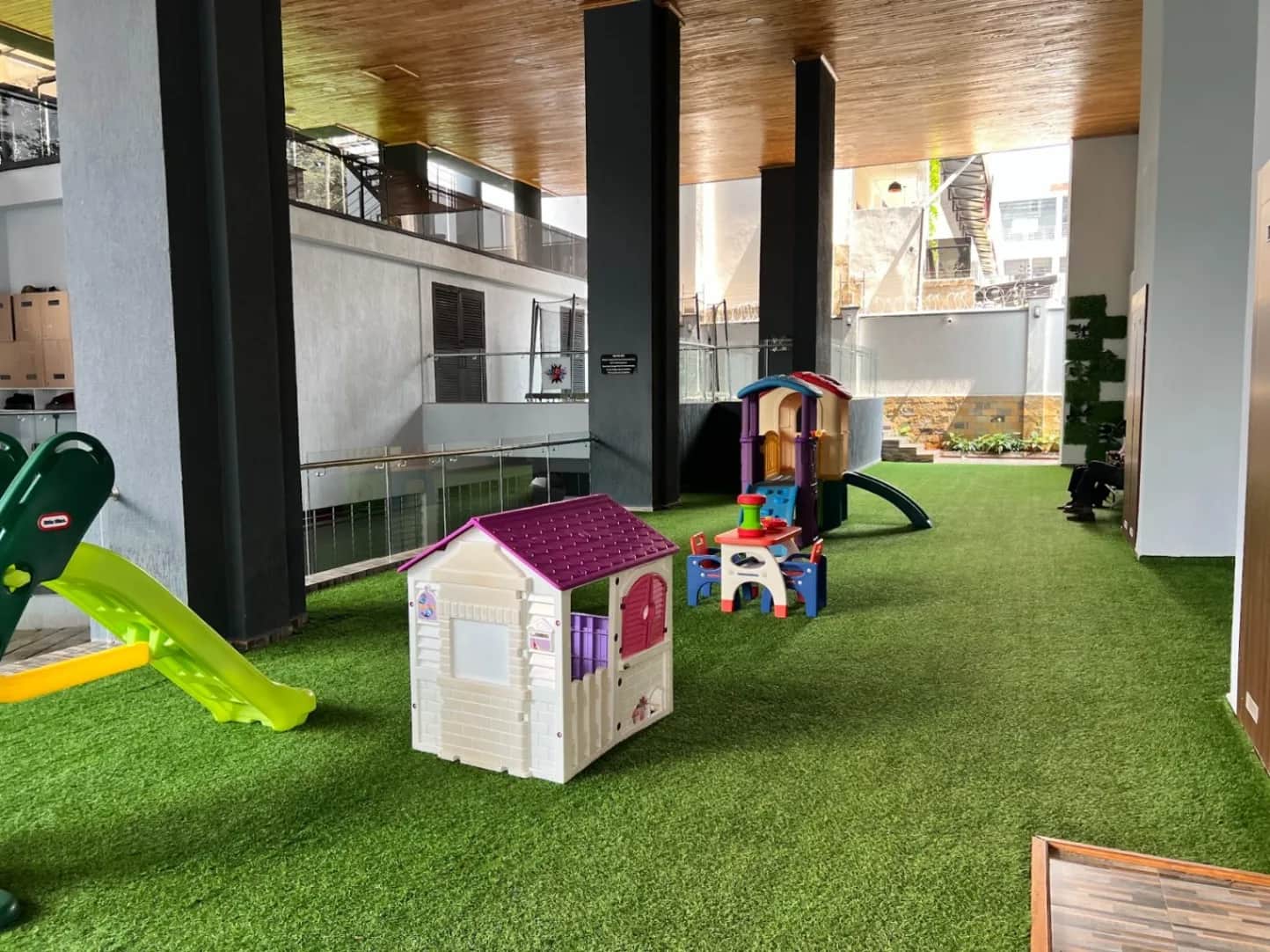 4 BEDROOM APARTMENT TO LET IN WESTLANDS FROM KES 400,000 PER MONTH 4 BEDROOM APARTMENT TO LET IN WESTLANDS FROM KES 400,000 PER MONTH