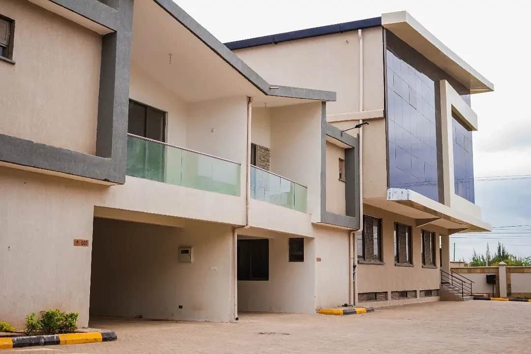 4 BEDROOM TOWNHOUSES FOR SALE IN SYOKIMAU FROM KES 20 MILLION-2 4 BEDROOM TOWNHOUSES FOR SALE IN SYOKIMAU FROM KES 20 MILLION-2