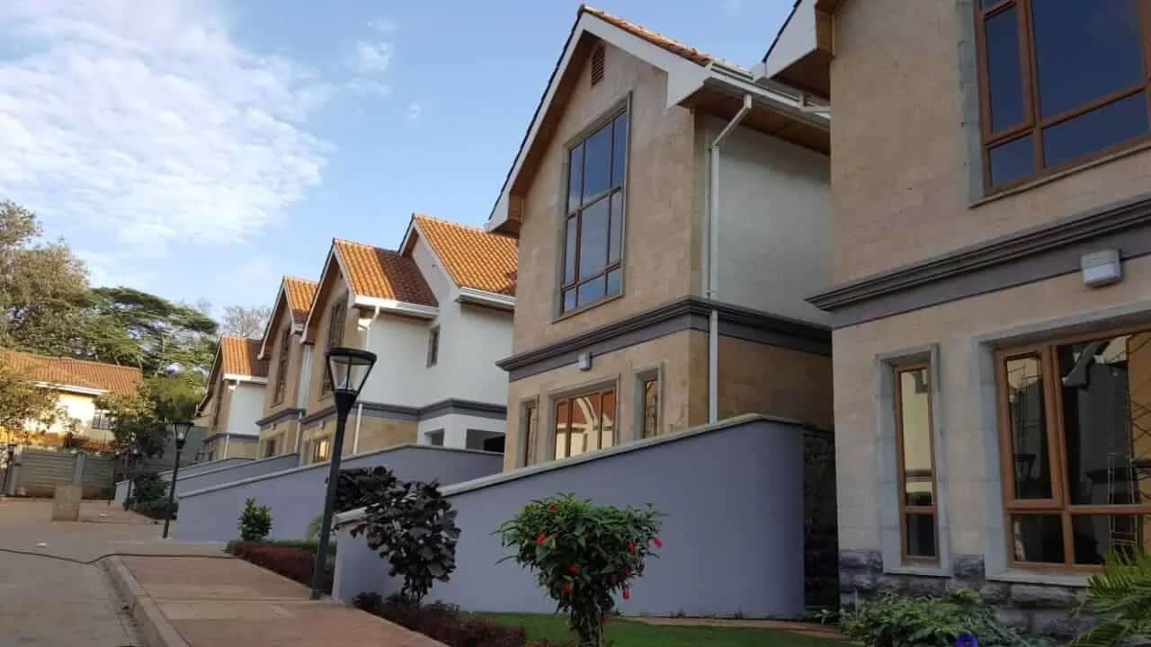 5 BEDROOM TOWNHOUSES FOR SALE IN LAVINGTON FROM KES 54 MILLION-0 5 BEDROOM TOWNHOUSES FOR SALE IN LAVINGTON FROM KES 54 MILLION-0